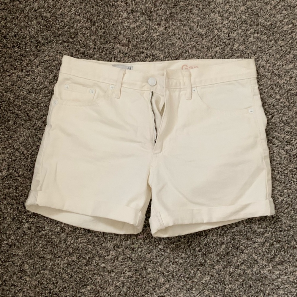 Gap sexy boyfriend shorts